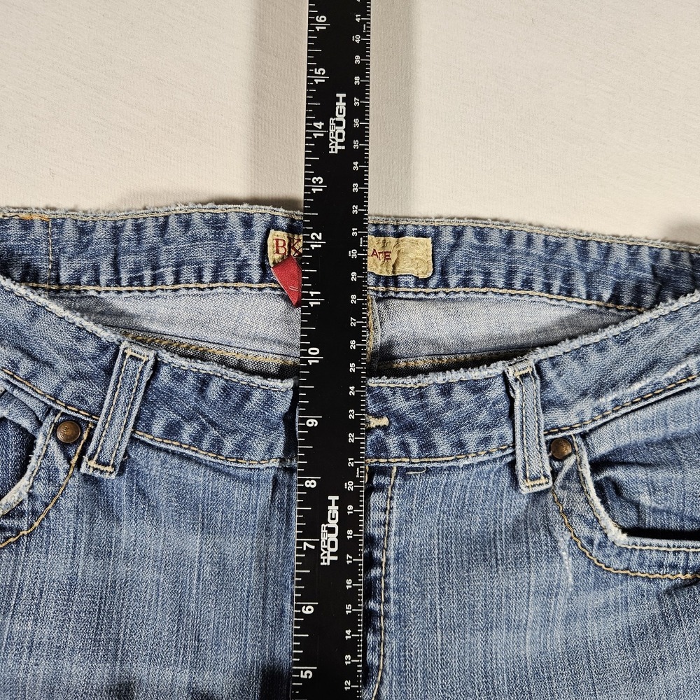 BKE Jeans Womens 34 x 31.5 Kate Light Wash Stretch Bootcut Denim Distressed - Picture 9 of 13